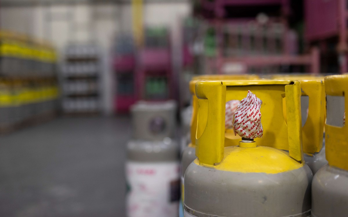 industrial gas cylinders in the warehouse